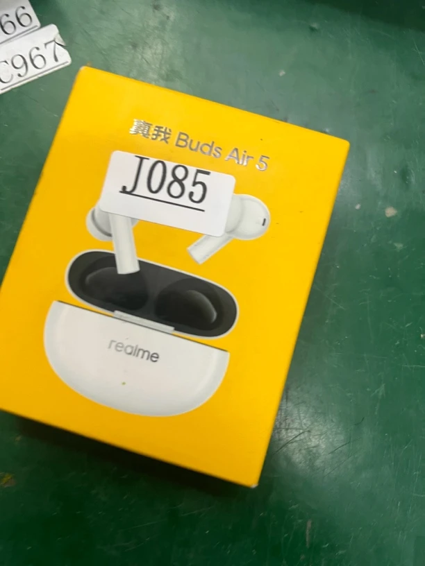 9新  捡漏 真我buds air5 耳机 编号 J085