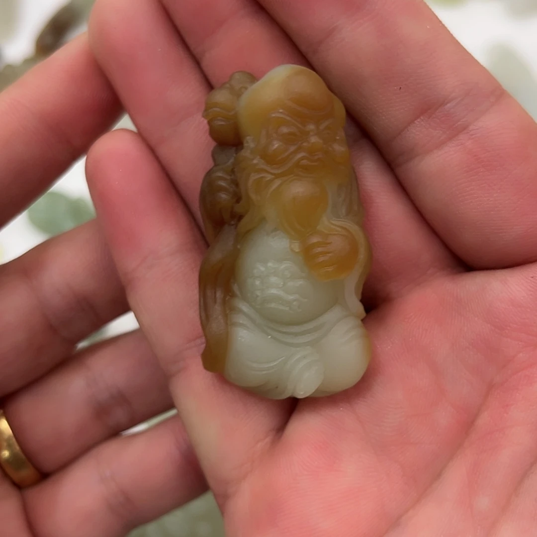 【闪购商品】颈饰未镶嵌和田玉（糖玉）