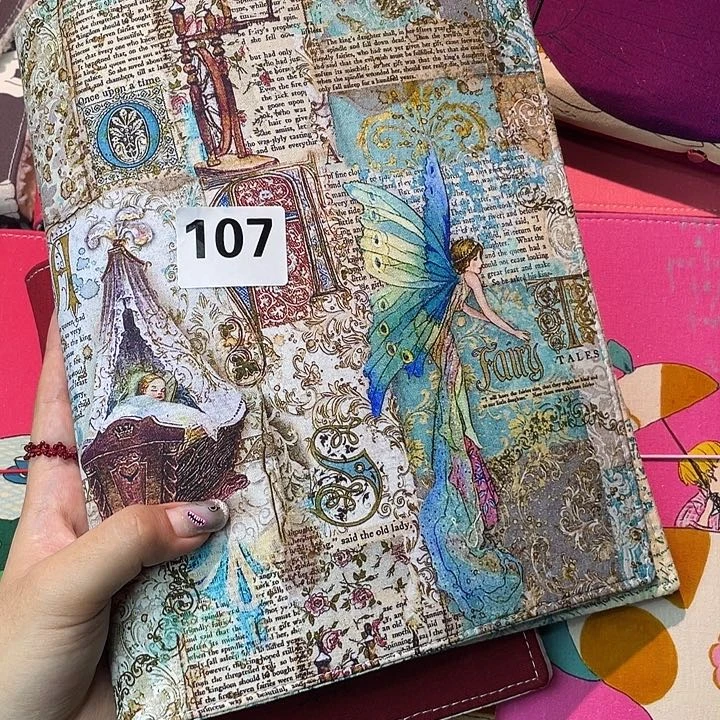 织绣b5活页不加纸。    107