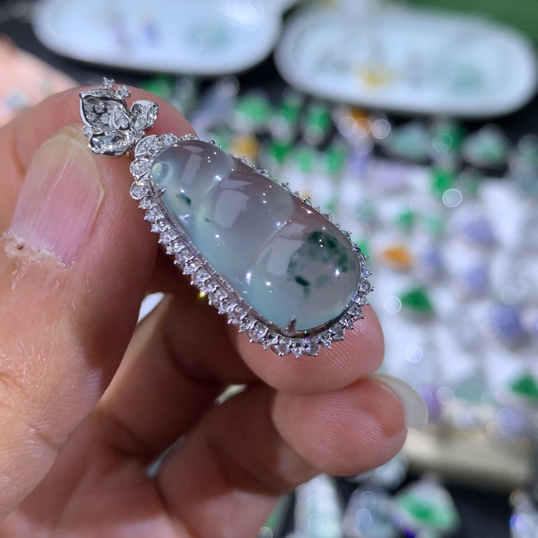 翡翠18K金镶嵌吊坠(不含链)