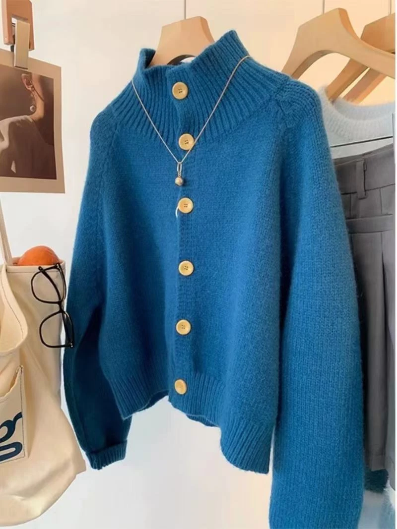 复古多巴胺穿搭别致立领毛衣外套女慵懒风软糯休闲加厚针织开衫潮