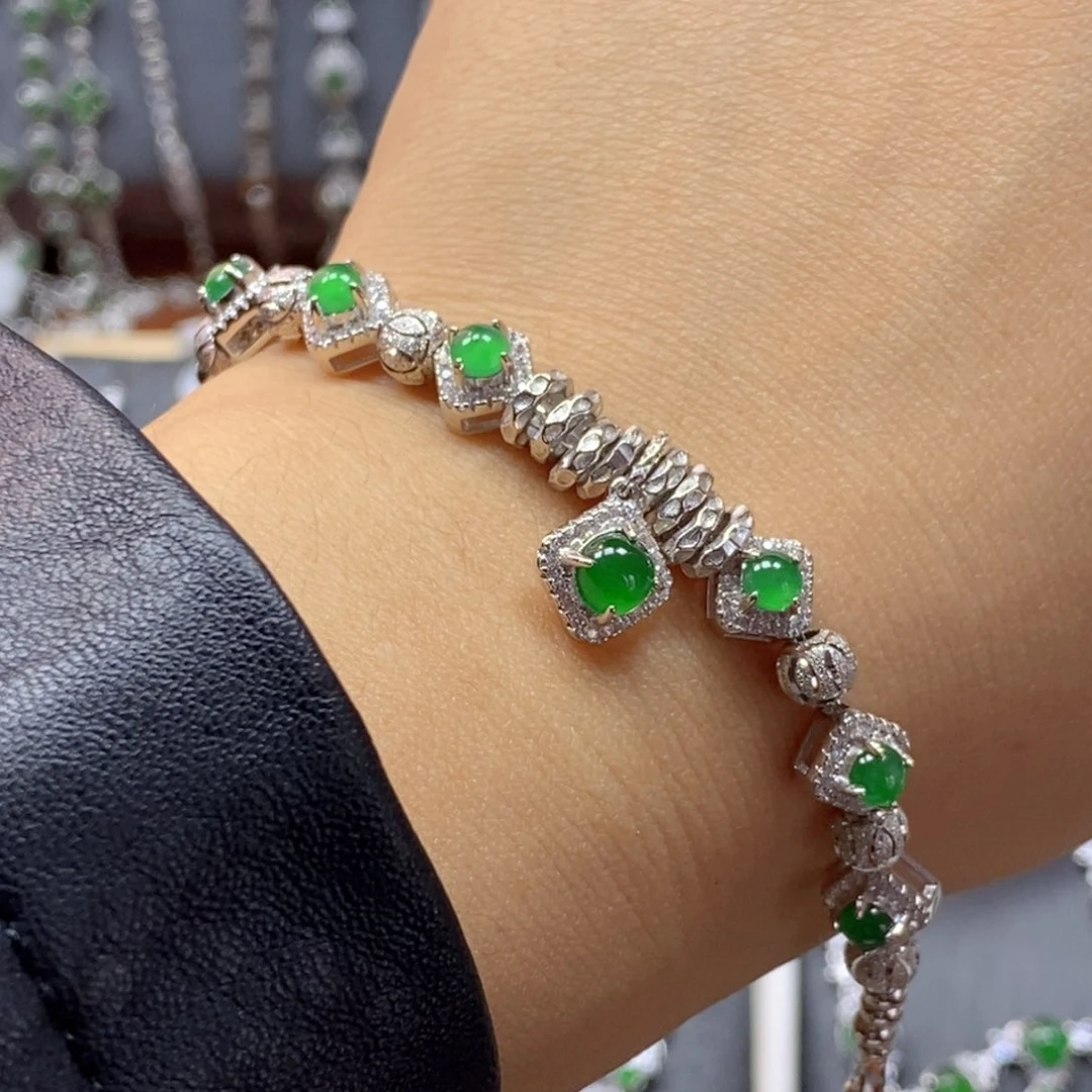 翡翠颈饰银S925镶嵌翡翠