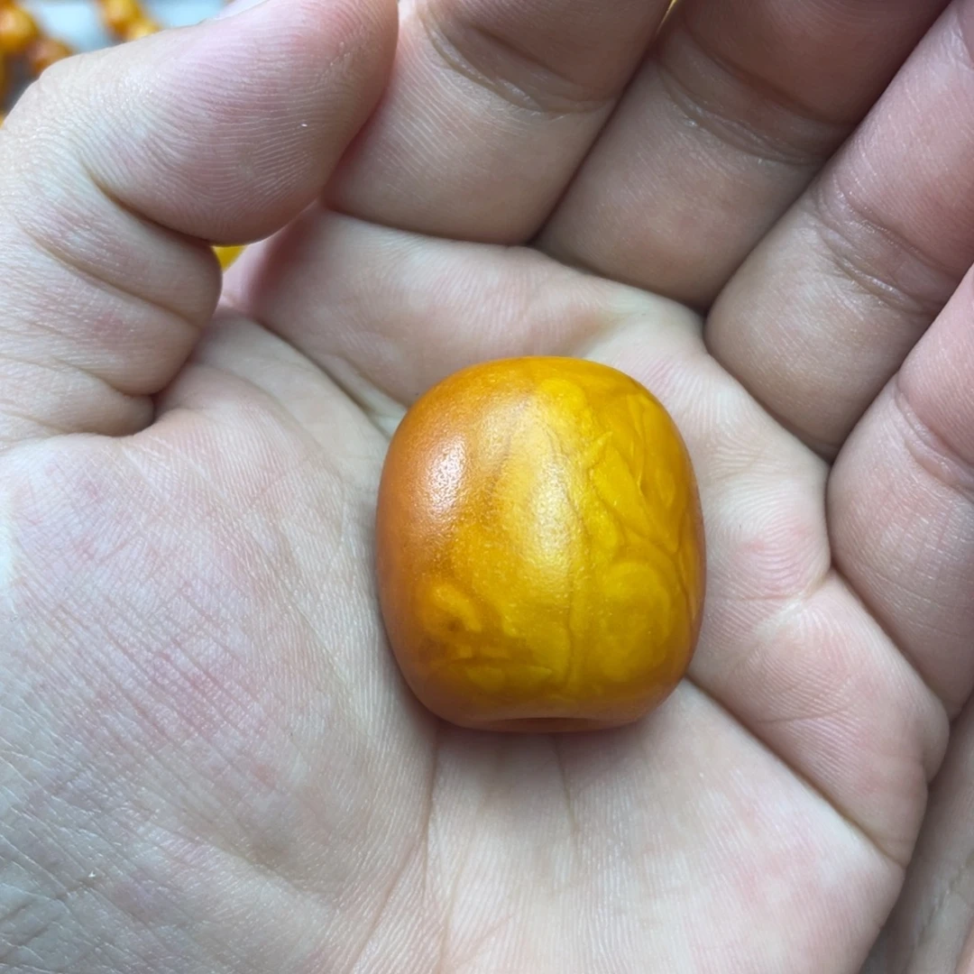 琥珀未镶嵌吊坠(不含链)