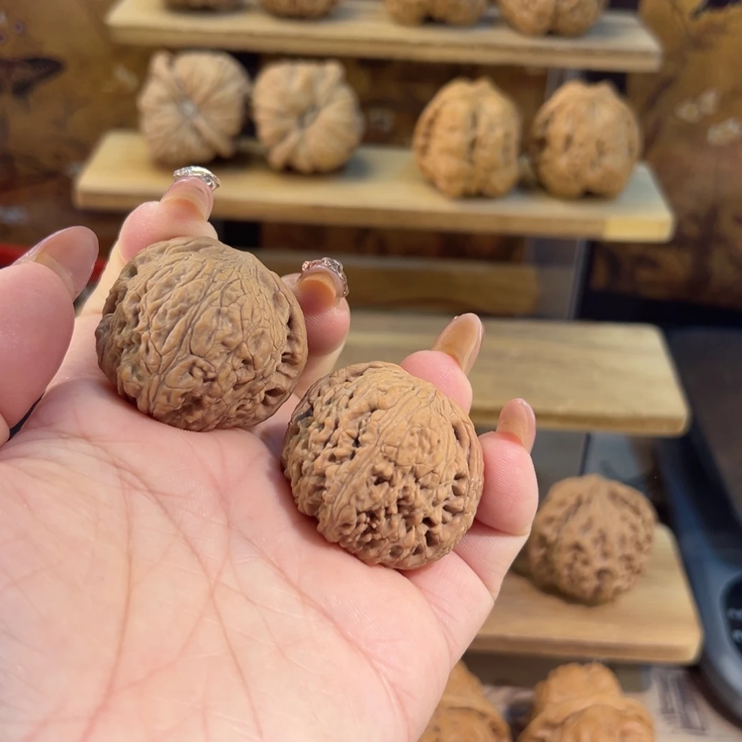 把件文玩核桃泥鳅背