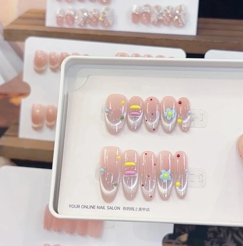 【海盐小云朵】高品质穿戴甲腮红微笑光疗猫眼立体可拆卸美甲