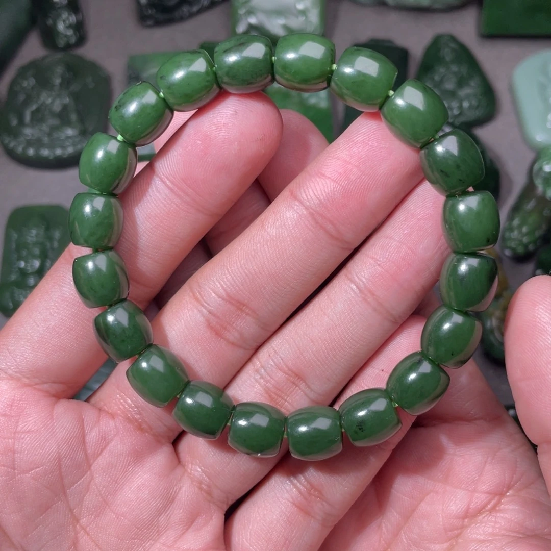 和田玉（碧玉）未镶嵌颈饰