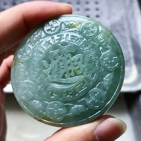 翡翠未镶嵌颈饰缅甸翡翠皮带扣