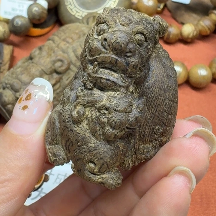 大叶紫檀（黑酸枝木类）
