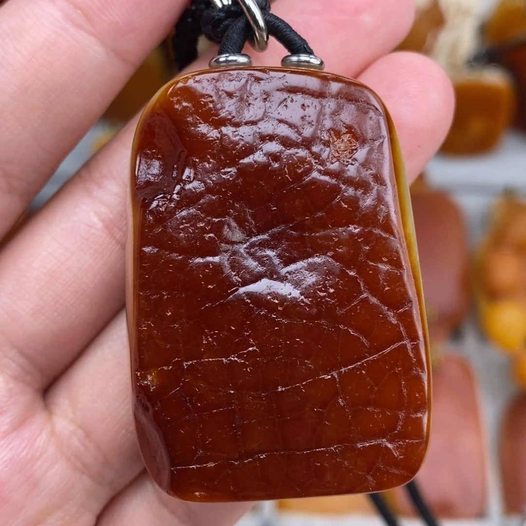 未镶嵌吊坠(赠链)琥珀