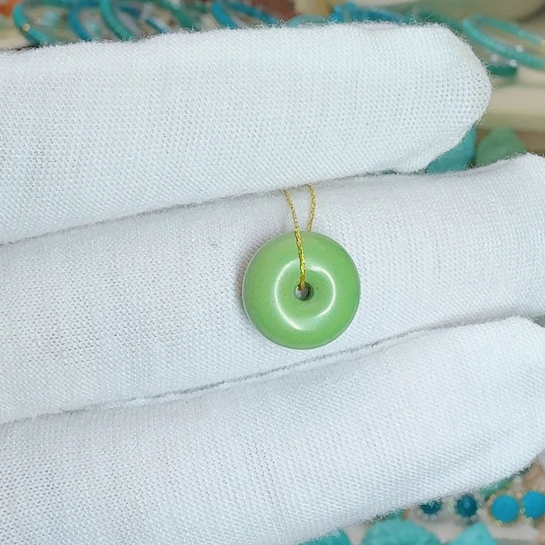 绿松石未镶嵌珠宝奇石翠绿平安扣