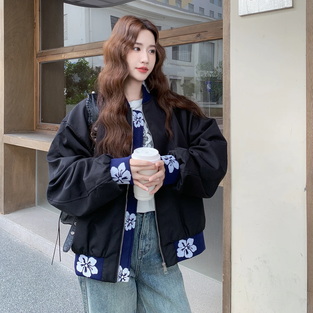 时尚慵懒风气质百搭上衣女2025秋季新款设计感花朵罗口棒球服外套