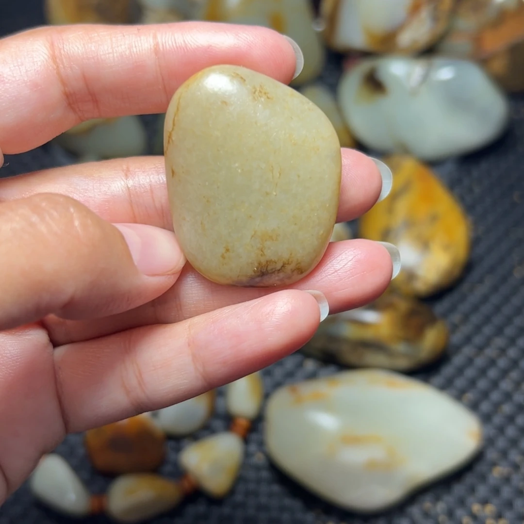 未镶嵌和田玉挂件A40