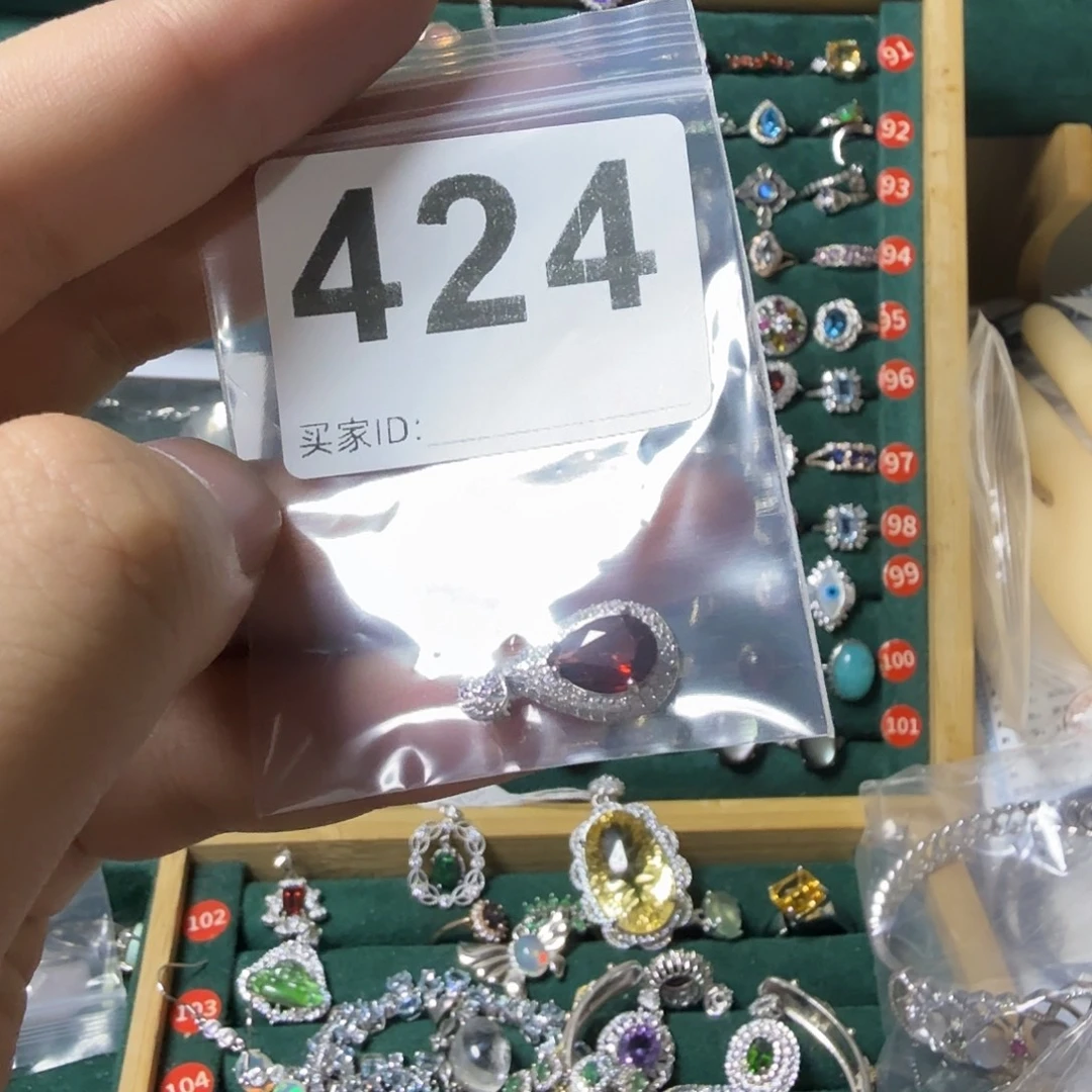 ****儿颈饰石榴石银S925镶嵌