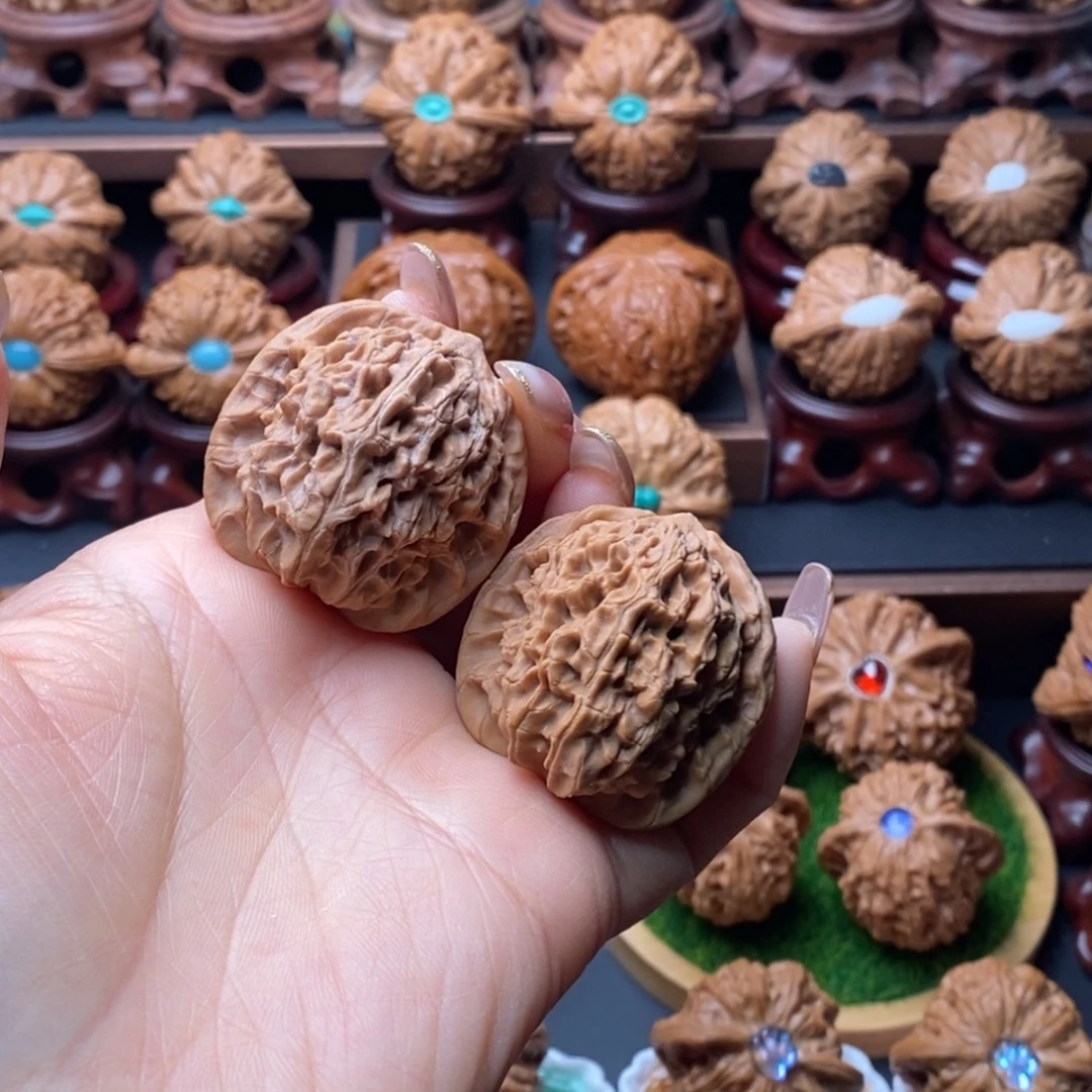 文玩核桃吊坠马老四