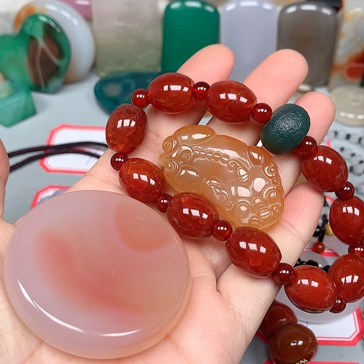 笑***生玛瑙/玉髓未镶嵌颈饰