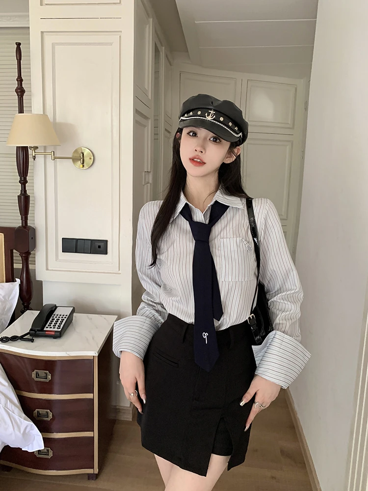 4235（单衬衫）大码女装胖MM时尚学院风格设计条纹长袖衬衫上衣2762