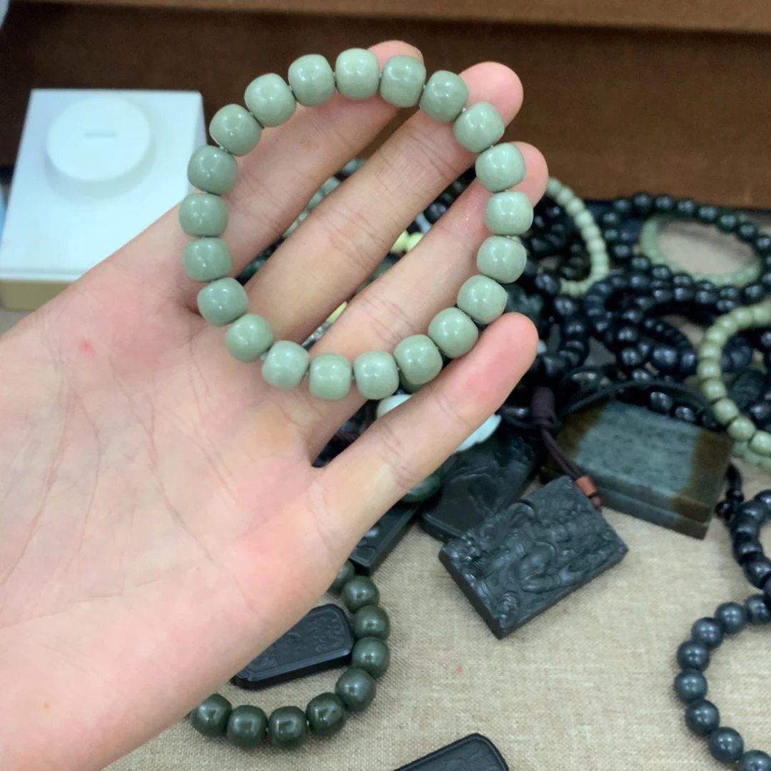 手链未镶嵌和田玉?****