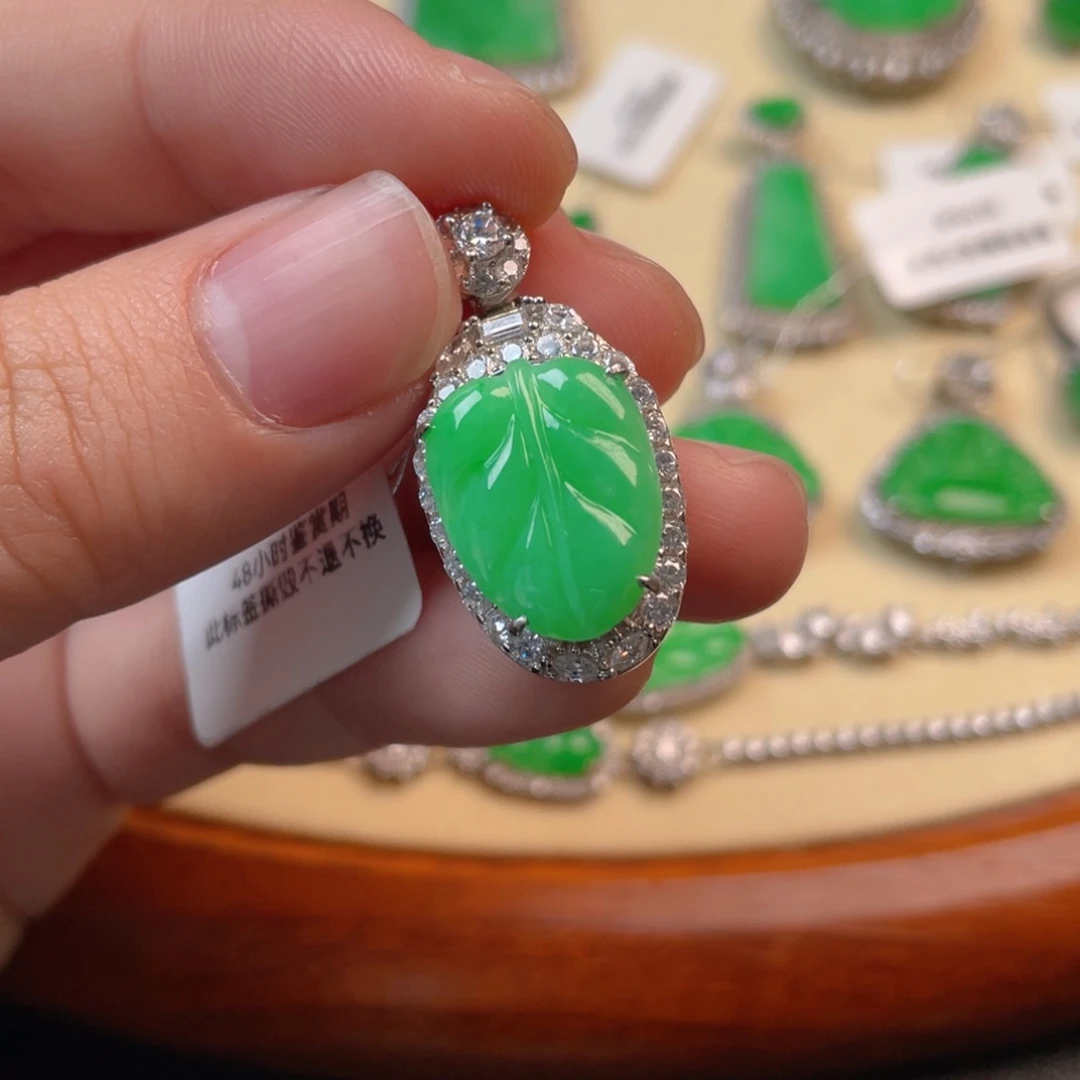 翡翠吊坠(不含链)银S925镶嵌