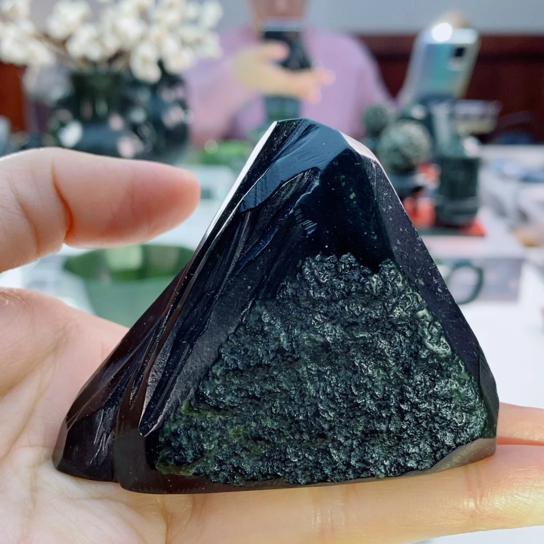 未镶嵌和田玉摆件