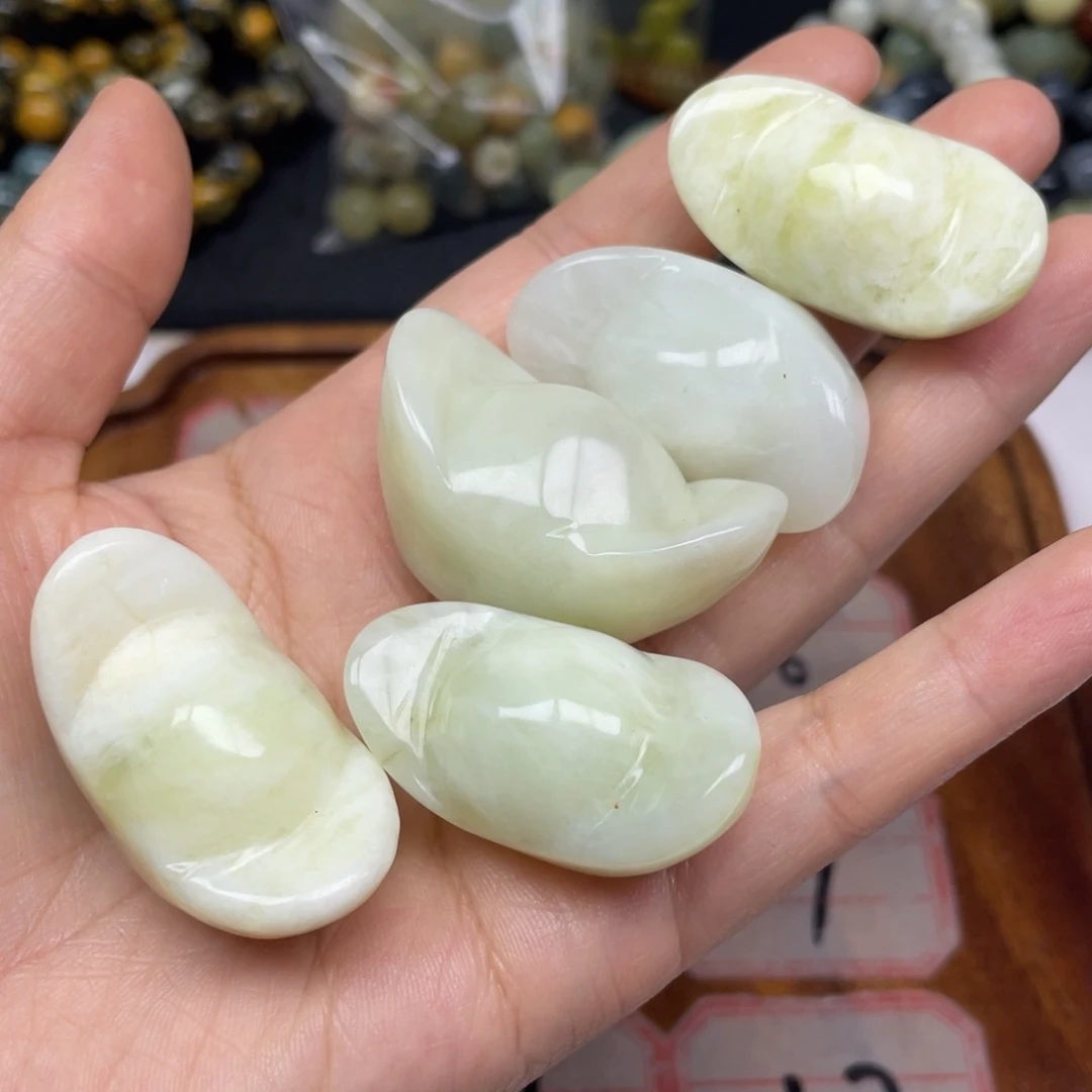 蛇纹石玉未镶嵌项链