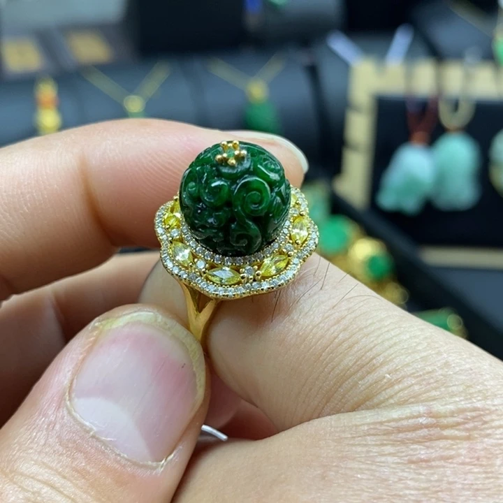 翡翠戒指未镶嵌戒指