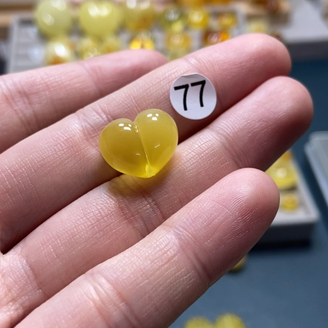 梓***阳裸石琥珀未镶嵌天然琥珀蜜蜡吊坠