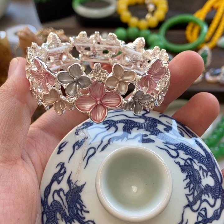 瓷片不恍恍惚惚恍恍惚惚