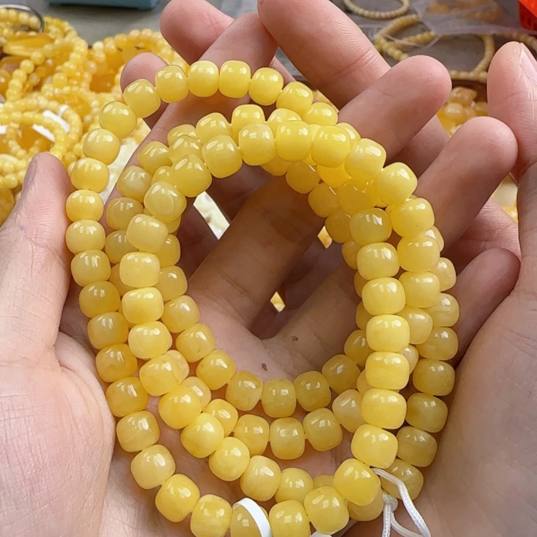 蜜蜡未镶嵌珠宝奇石