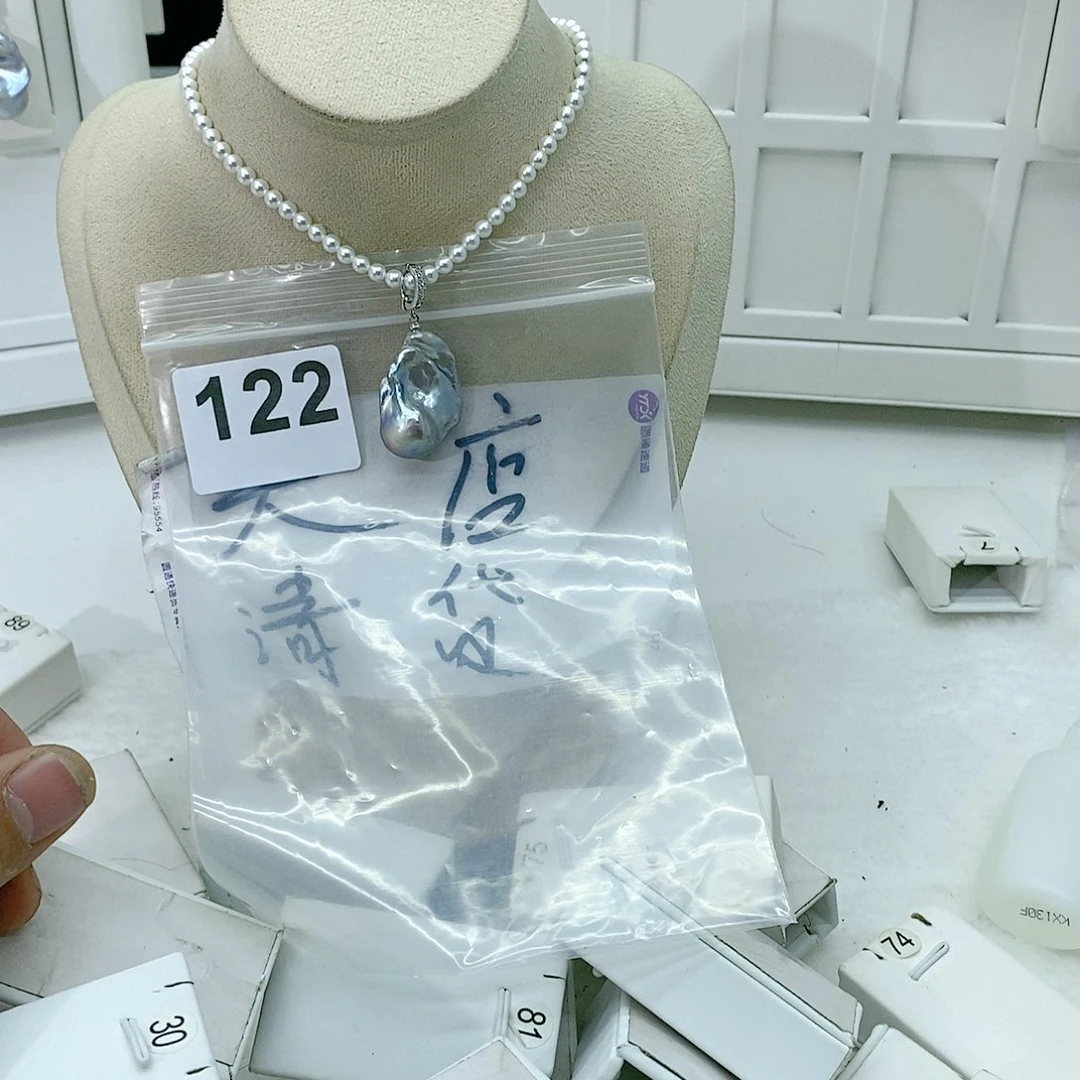 淡水珍珠颈饰合金