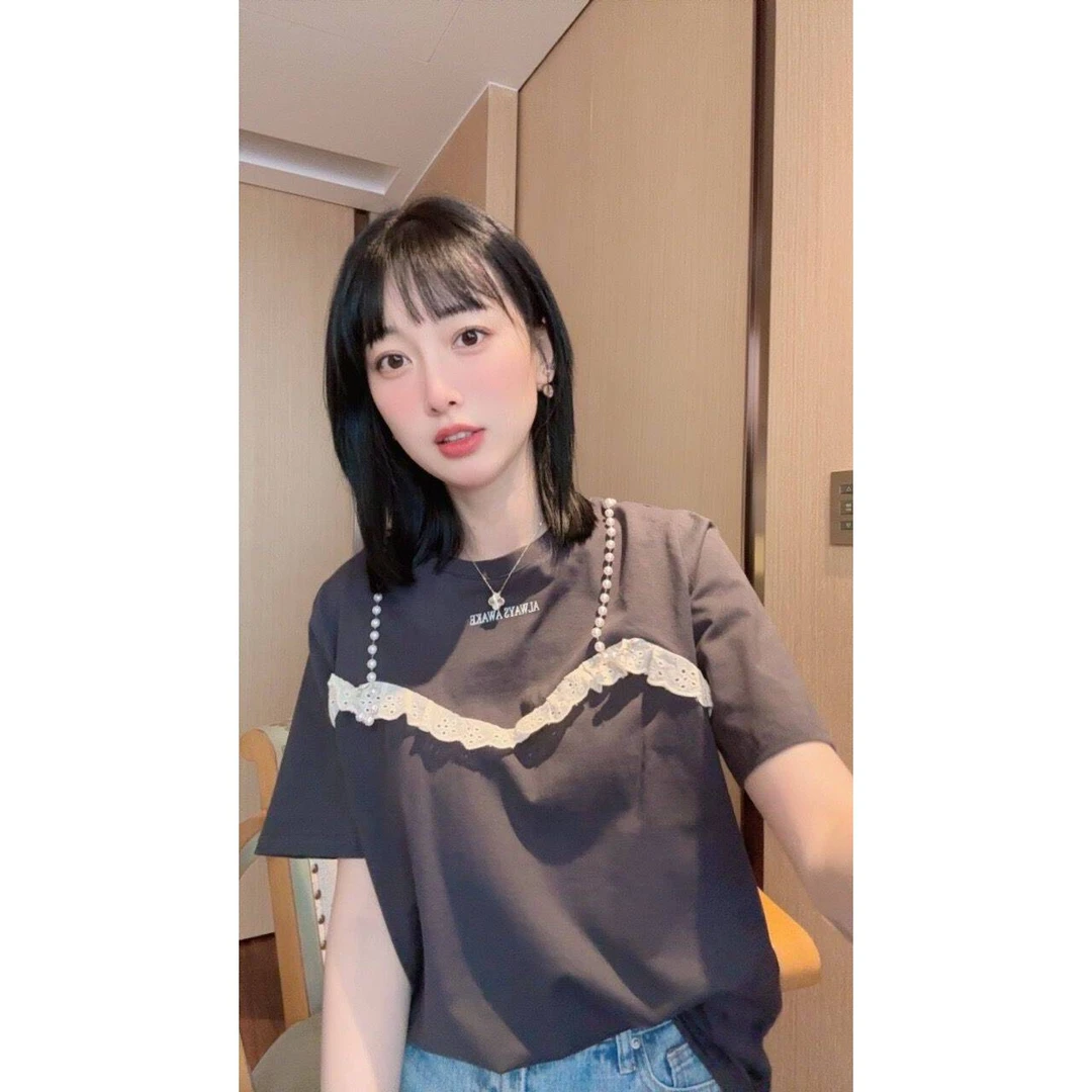 【张静芝】立体珠珠拼花边短袖T恤