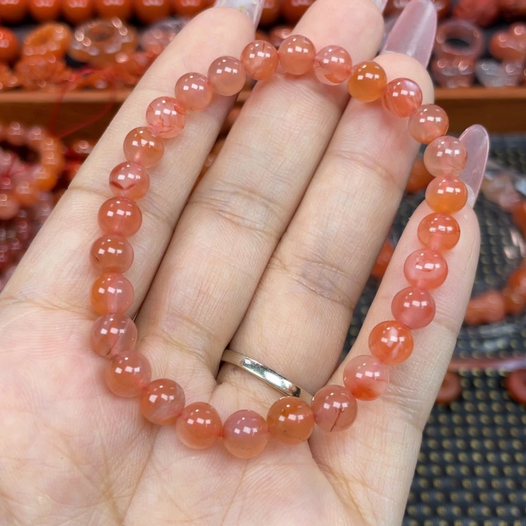 朵***品南红玛瑙未镶嵌颈饰单圈