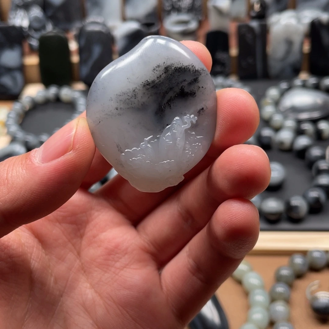 和田玉未镶嵌手串