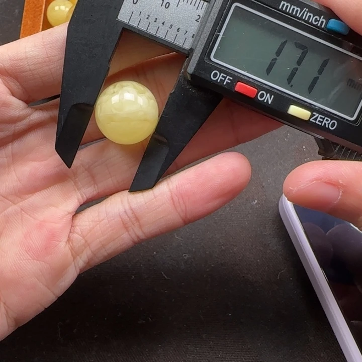 蜜蜡未镶嵌珠宝奇石天然182