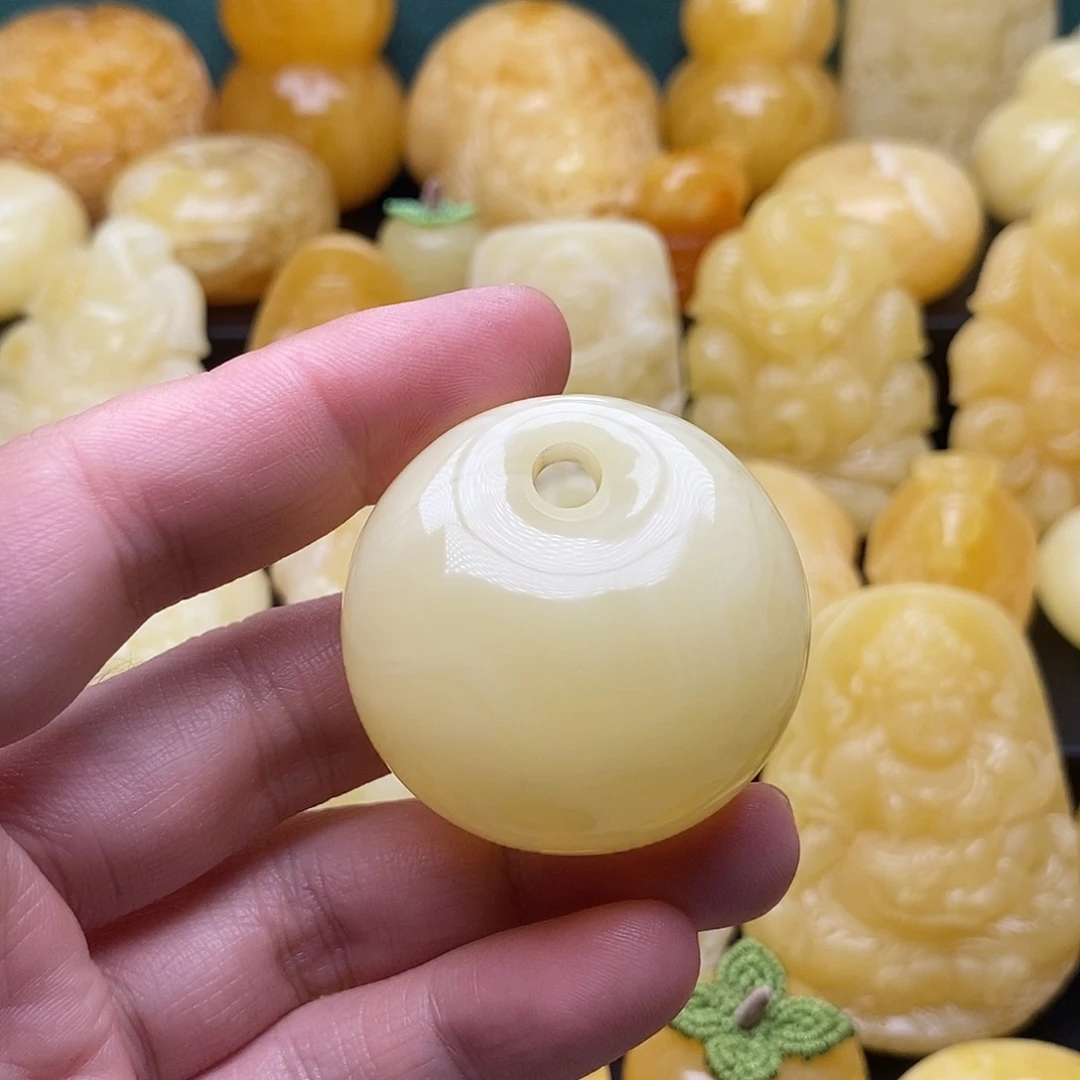 琥珀颈饰未镶嵌琥珀蜜蜡吊坠