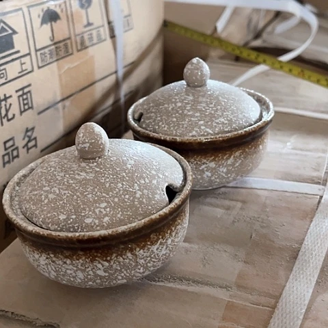 微瑕，不能明火，长8高度4，2套辣椒罐