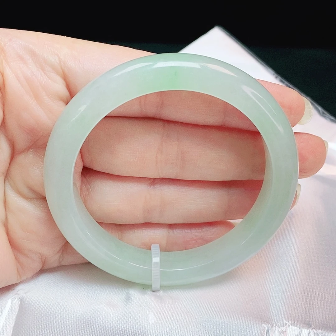 翡翠未镶嵌手镯正56.4