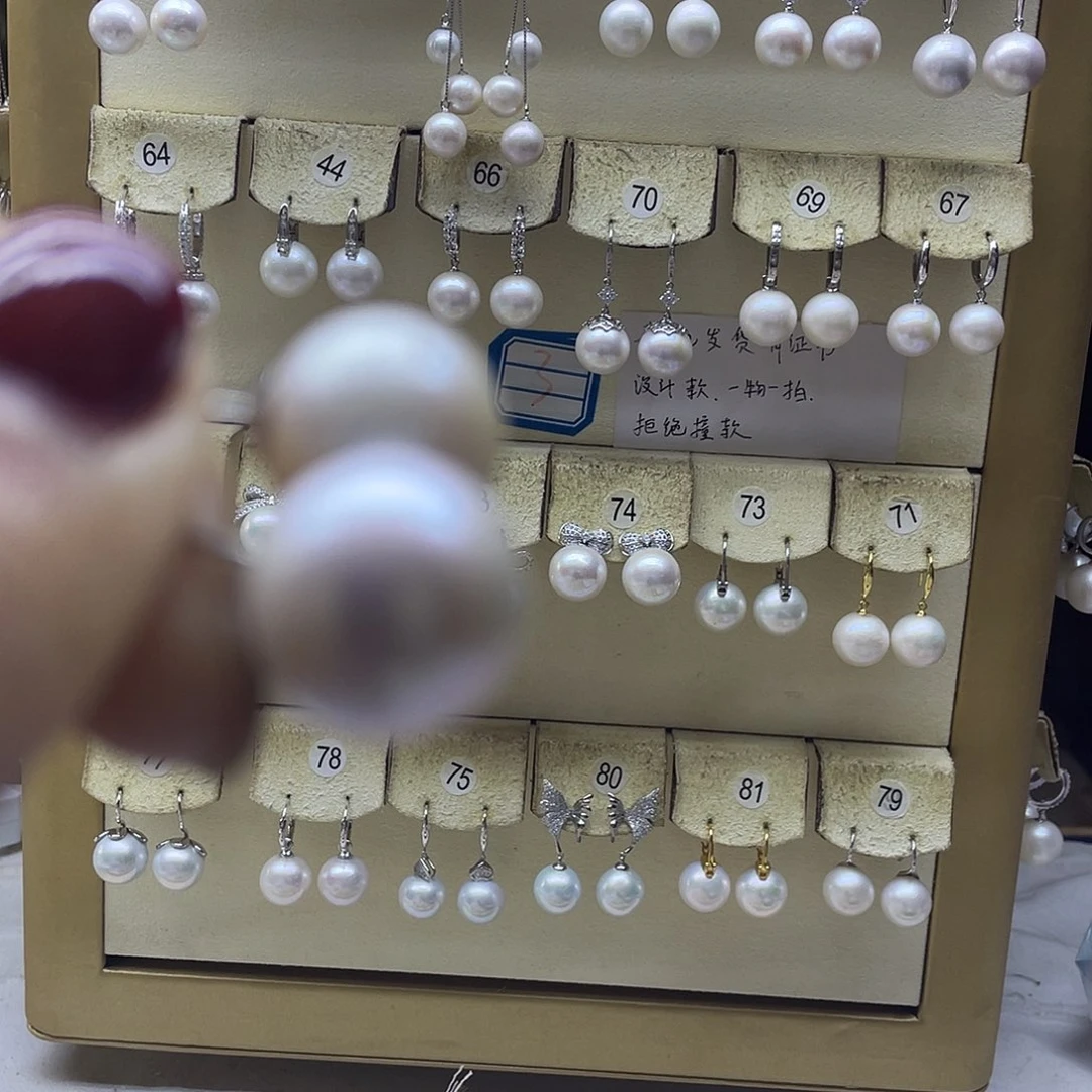 银S925镶嵌淡水珍珠耳饰