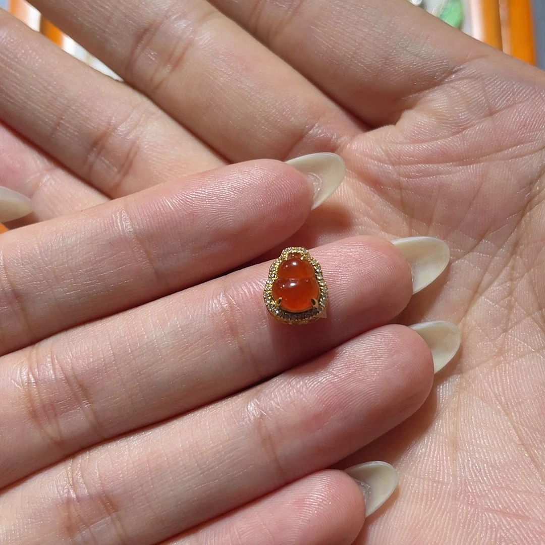 吊坠(不含链)18K金镶嵌翡翠
