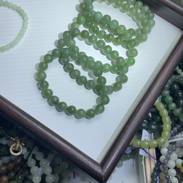 和田玉未镶嵌手链118碧玉9.6mm随机发一