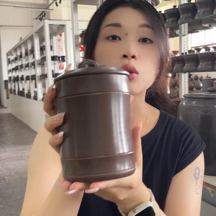 钦州坭兴陶茶叶罐半斤装