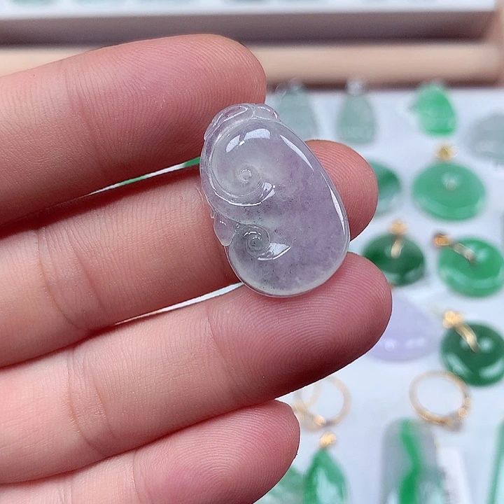 翡翠未镶嵌颈饰吊坠