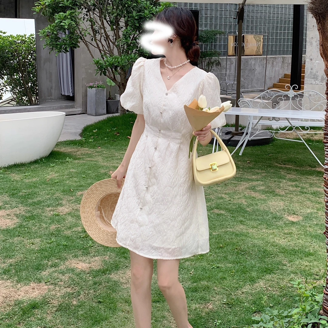 韩版文艺小清新修身显瘦纯色V领连衣裙女2025夏季新款绝美A字裙子