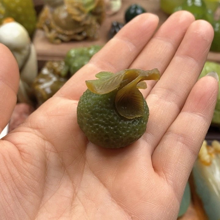 蛇纹石玉未镶嵌手把