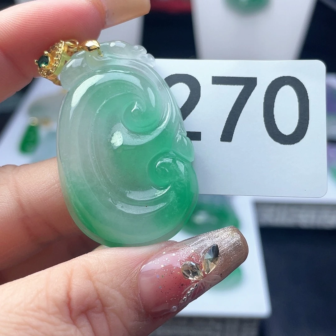 翡翠吊坠(赠链)未镶嵌