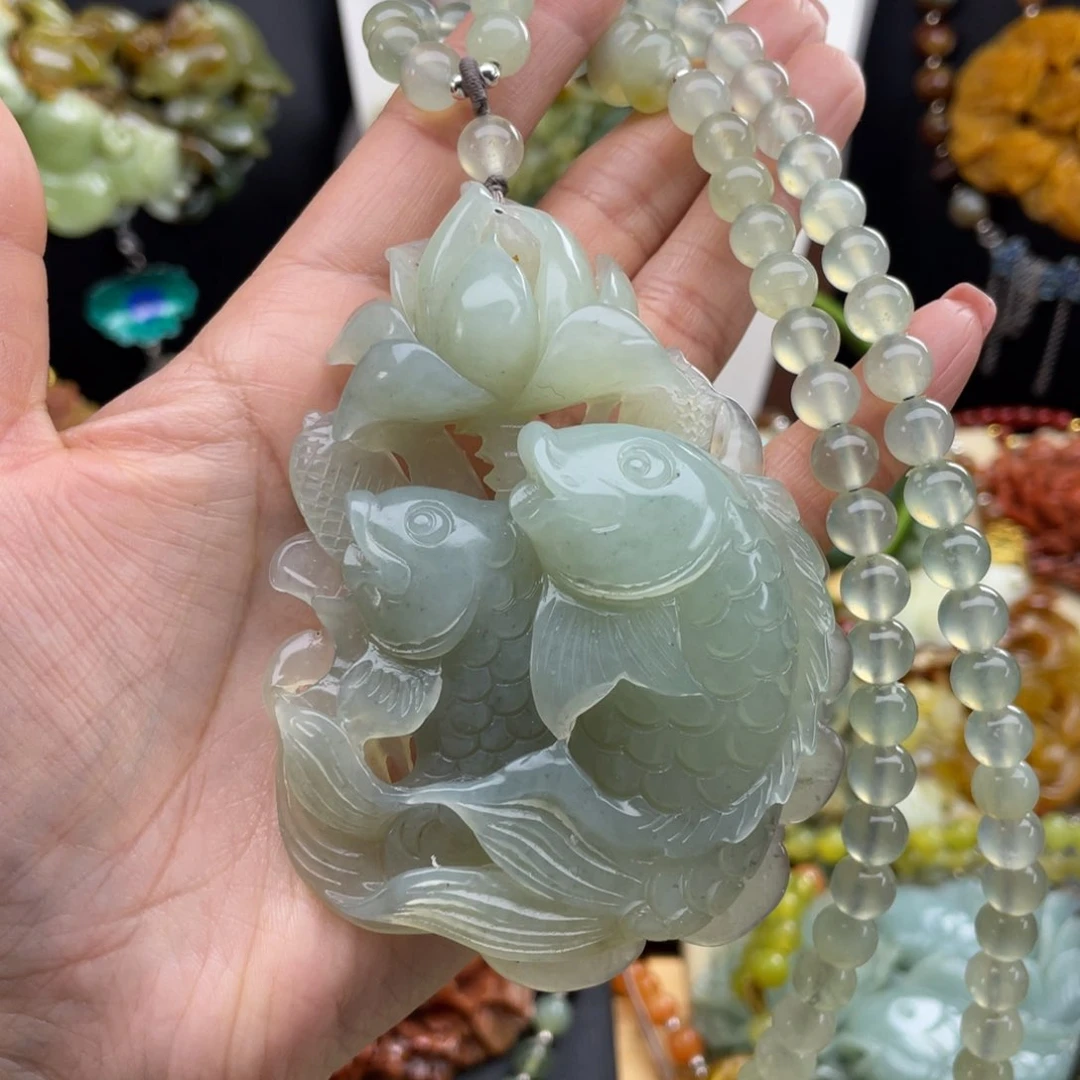 未镶嵌蛇纹石玉颈饰