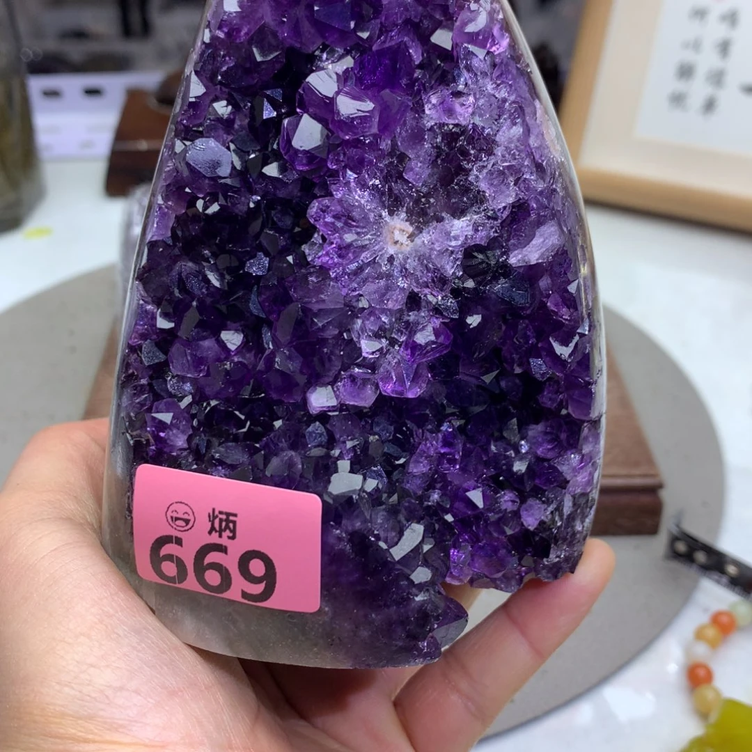 未镶嵌大型摆件（非配饰）水晶