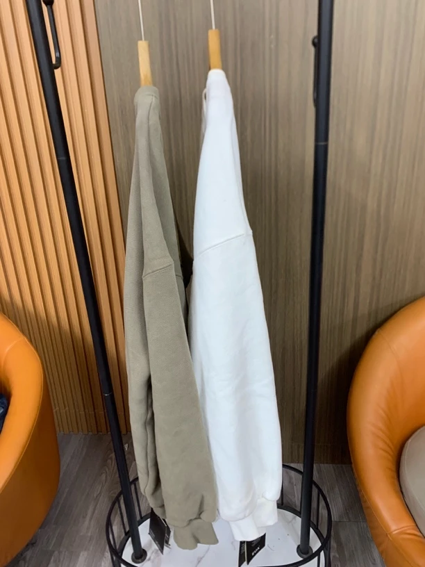 72735 加绒字母后背图安卫衣 样品