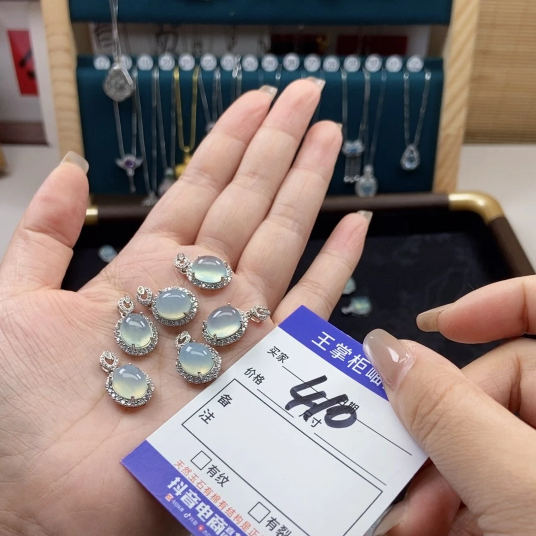 岫玉银S925镶嵌吊坠吊坠多样性，发一