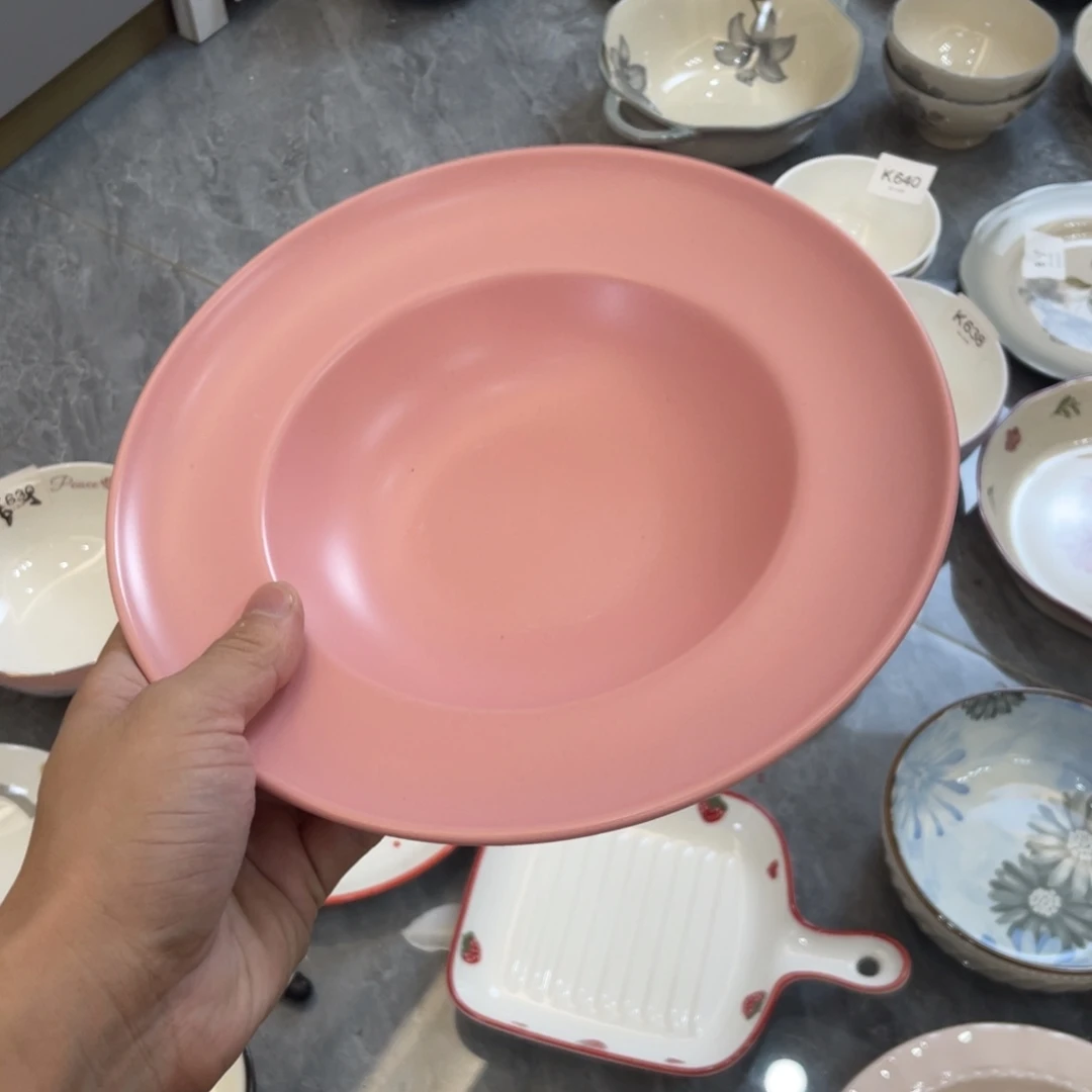 陶瓷微瑕餐具介意勿拍，满18飞！