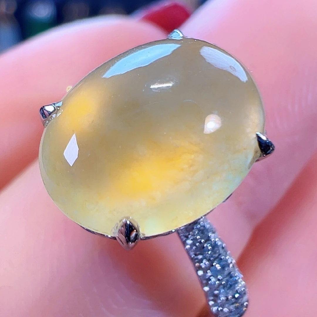 翡翠18K金镶嵌戒指签收后24小时鉴赏期